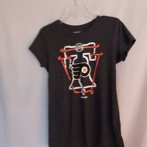 Womans NHL Tshirt